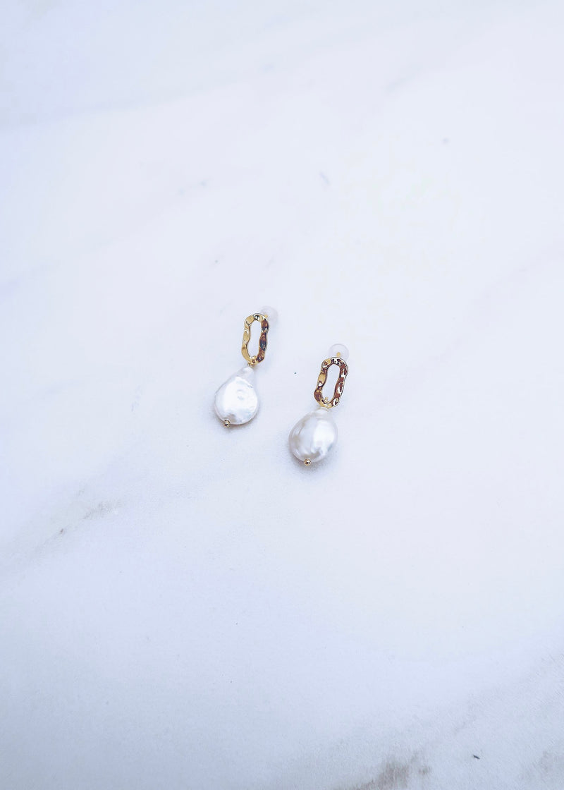 Sofia Pearl Earrings