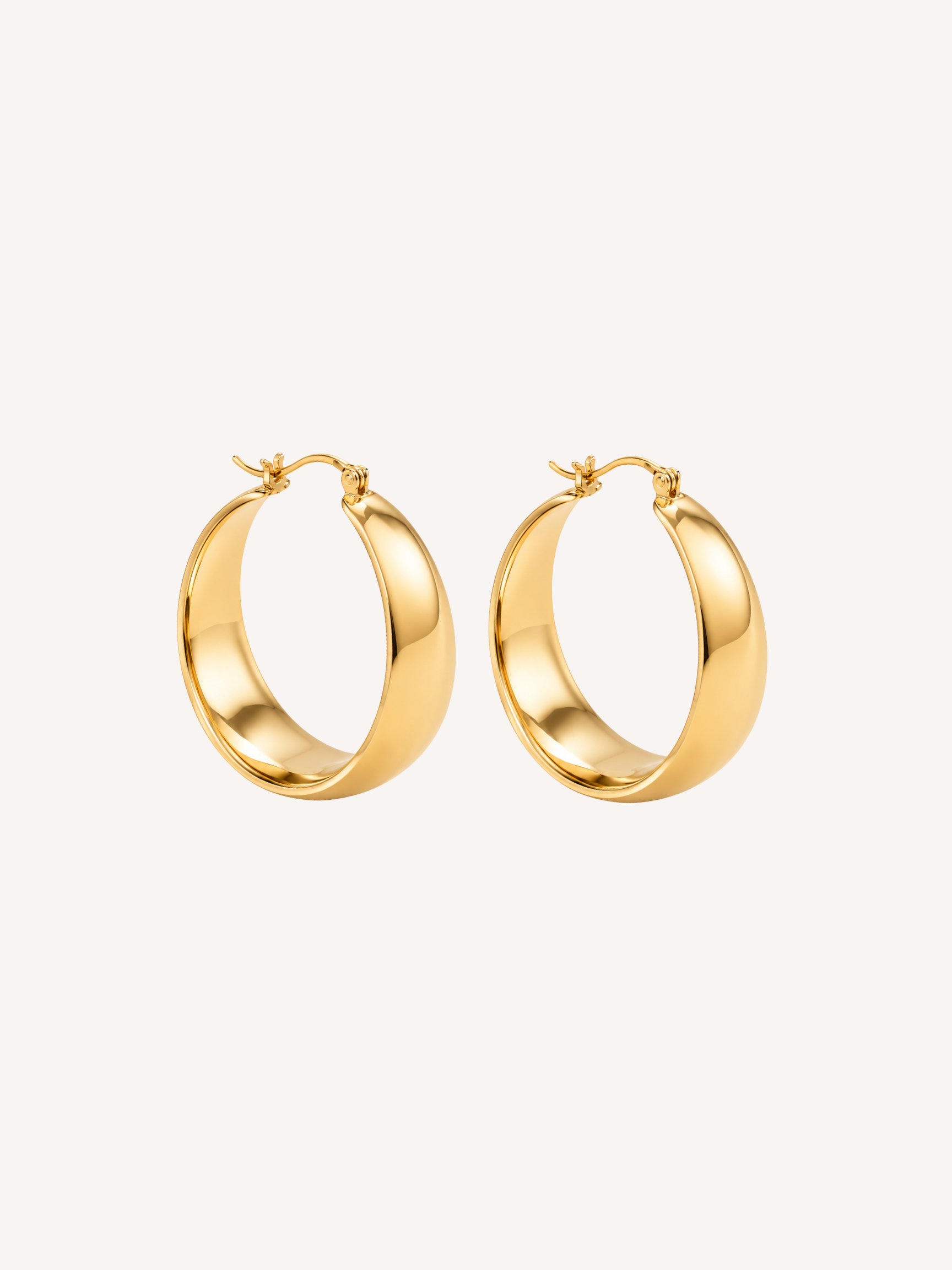 Chloie Hoops