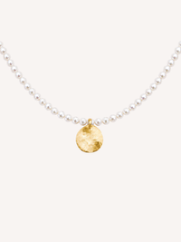 Medallion Pearl Necklace